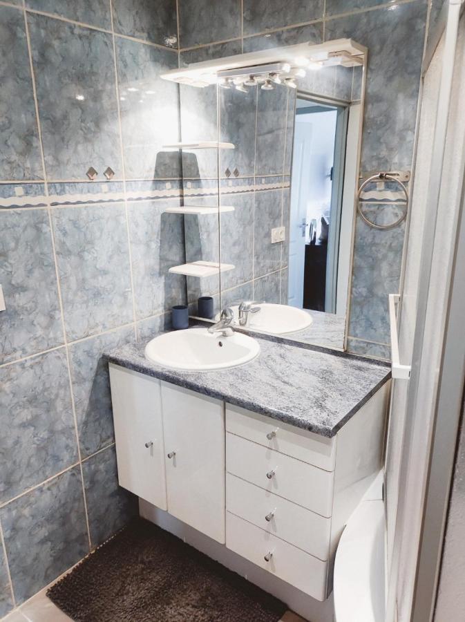 Agreable Sejour A 10Mn De La Mer Theza Exterior photo
